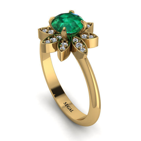 Round Emerald Flower Ring - Michelle No. 4